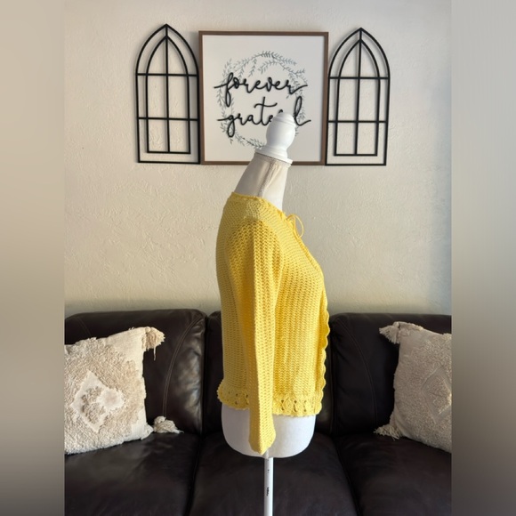 Vintage Y2K No Boundaries Bright Yellow Crochet Cardigan Junior’s Size S Retro - Picture 11 of 13